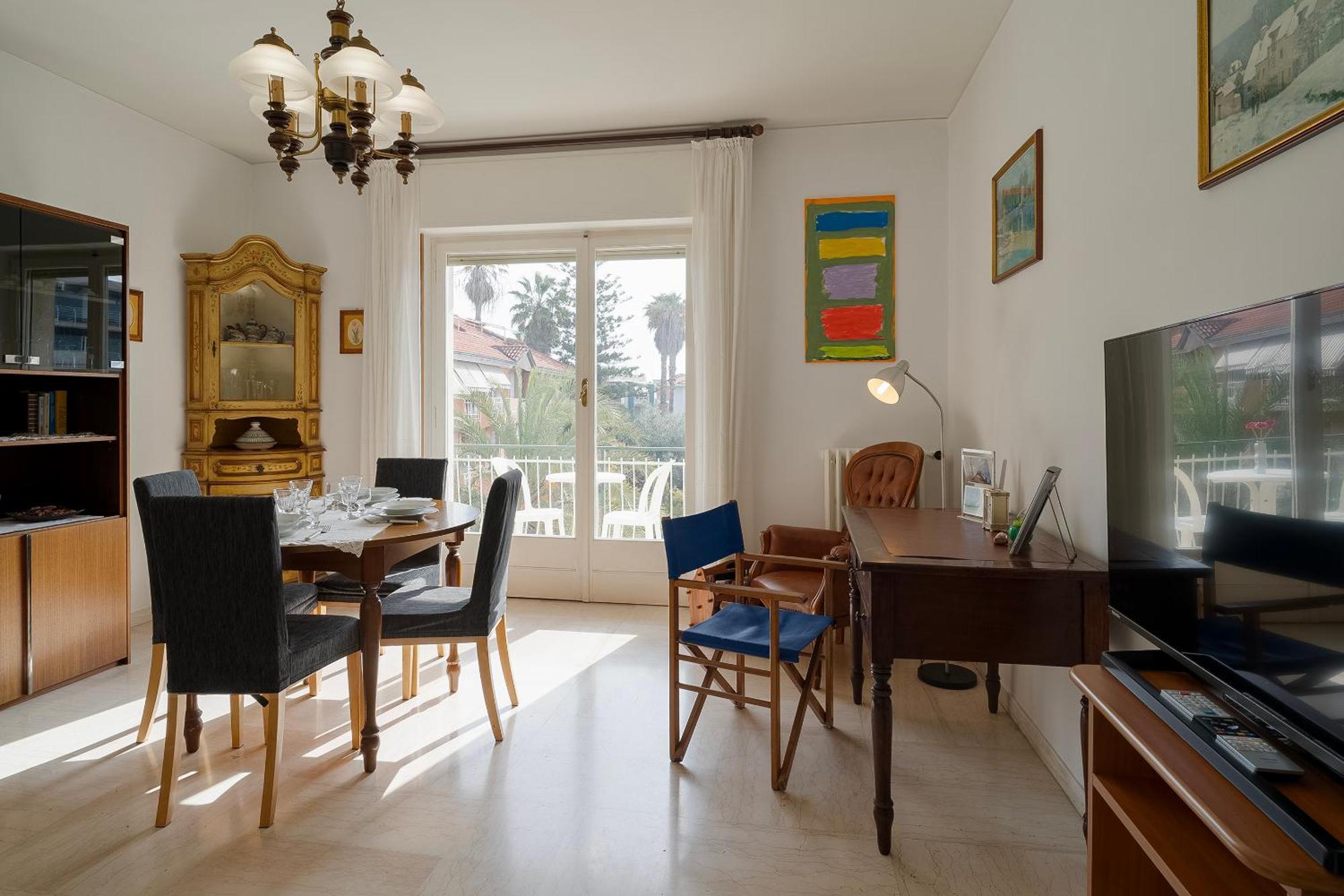 Casa Silvia - Central - Terrace - Wifi Bordighera Eksteriør bilde