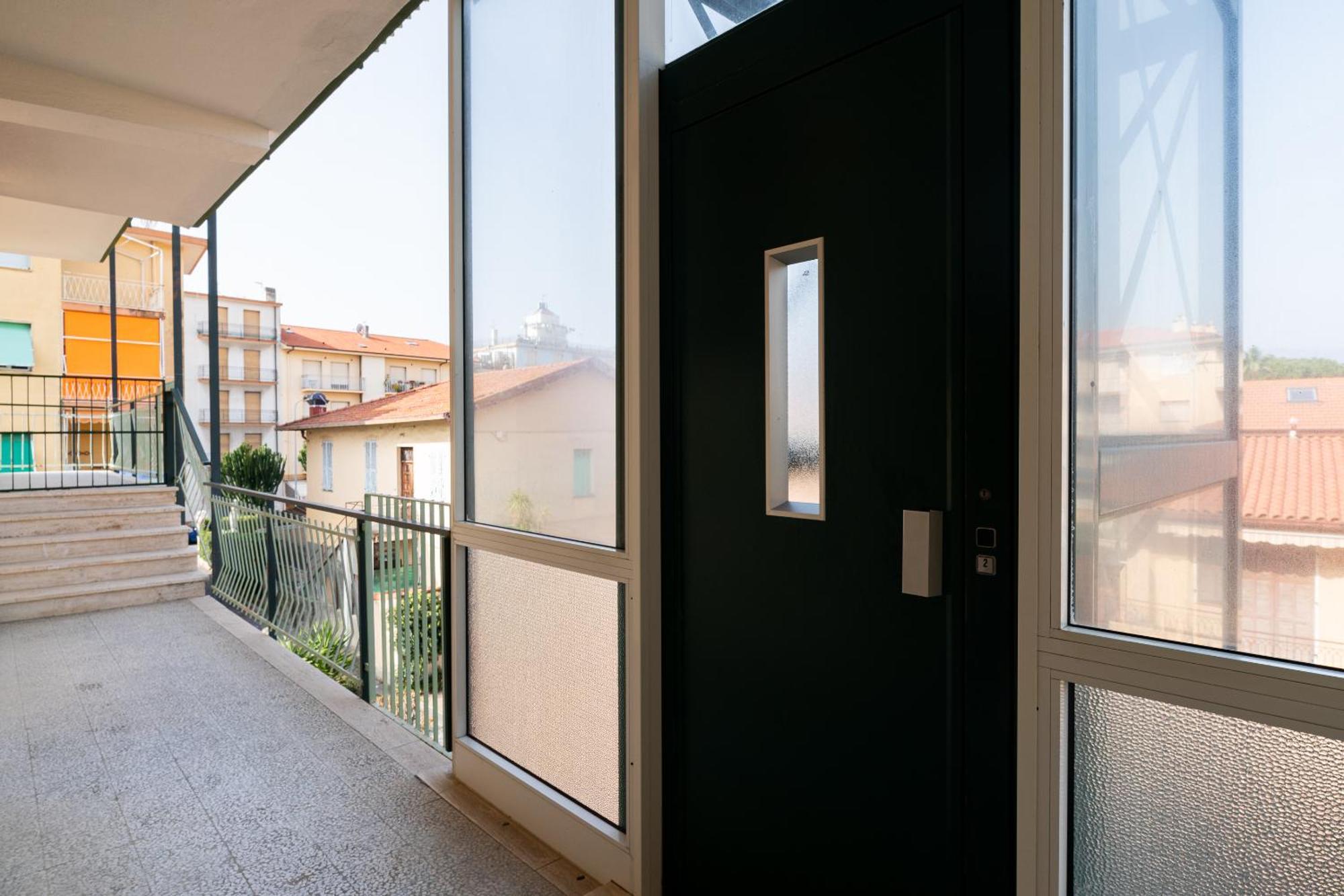 Casa Silvia - Central - Terrace - Wifi Bordighera Eksteriør bilde